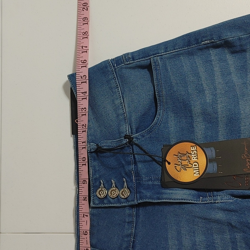Copperflash Mid Rise Bermuda Shorts - Picture 5 of 9